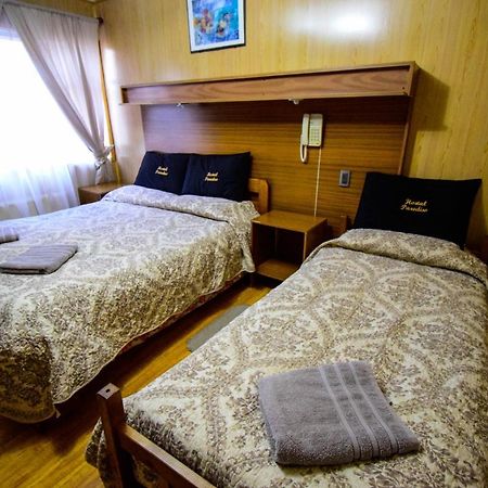 Hostal Parediso Hostel Пунта Аренас Екстериор снимка